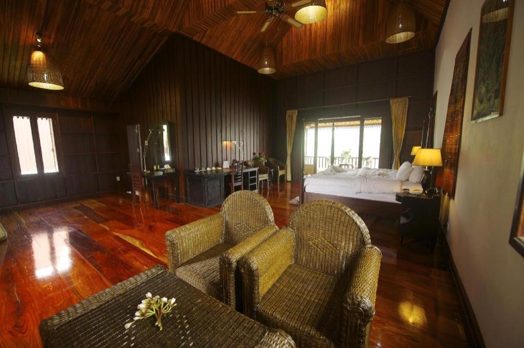 Nam Ou Riverside Resort Ban Vangle Экстерьер фото