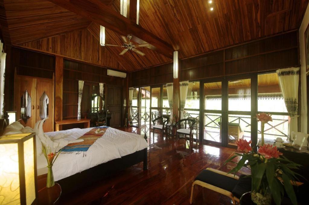 Nam Ou Riverside Resort Ban Vangle Экстерьер фото