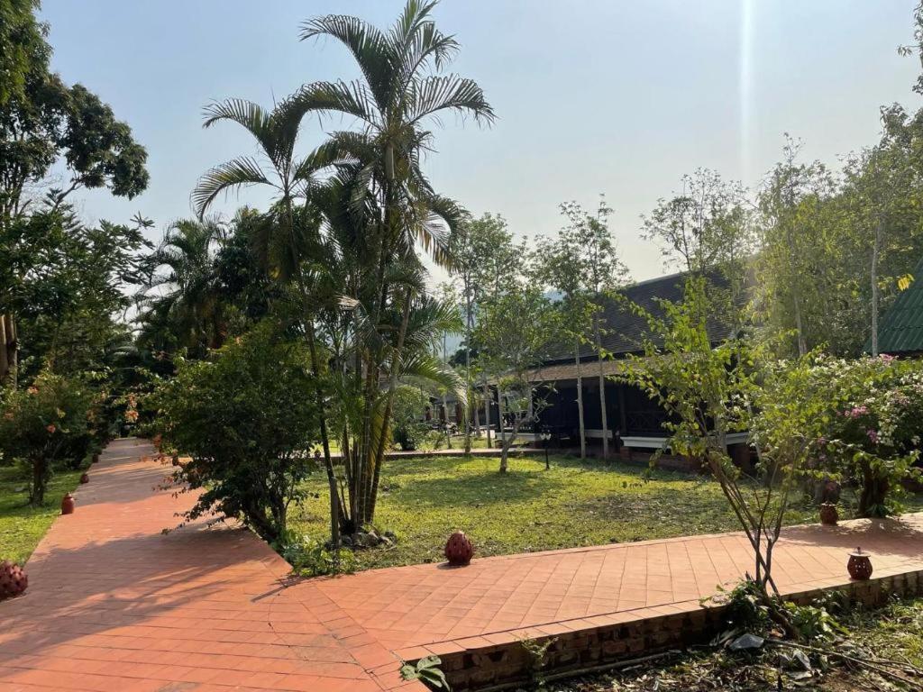 Nam Ou Riverside Resort Ban Vangle Экстерьер фото