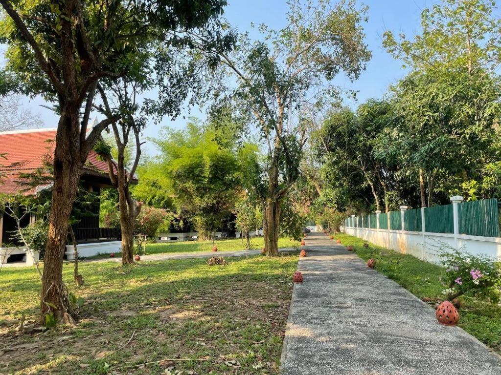 Nam Ou Riverside Resort Ban Vangle Экстерьер фото