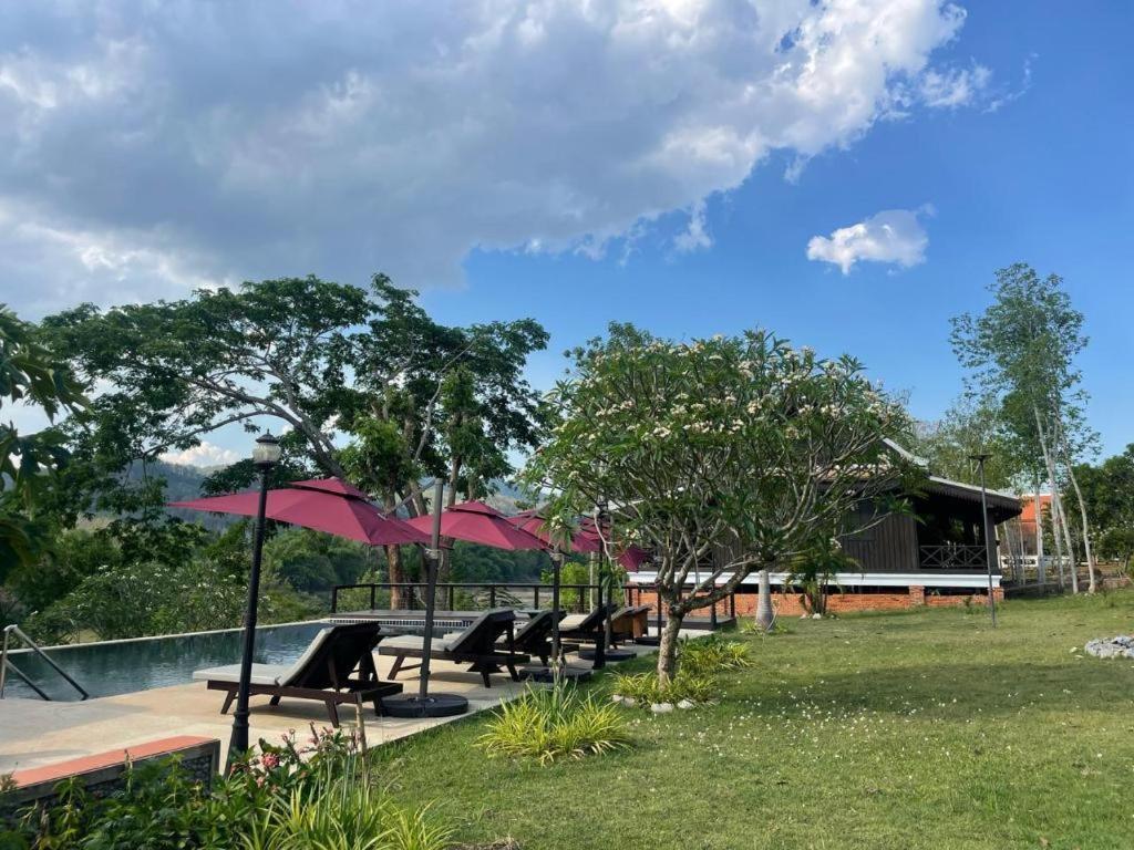 Nam Ou Riverside Resort Ban Vangle Экстерьер фото