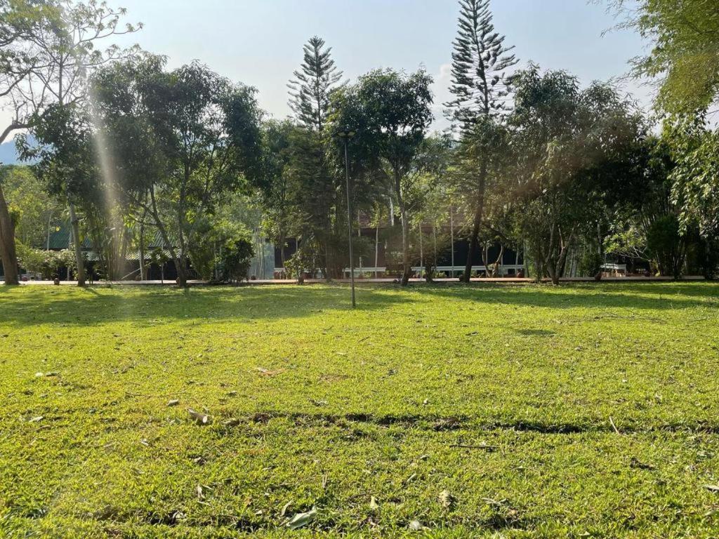 Nam Ou Riverside Resort Ban Vangle Экстерьер фото